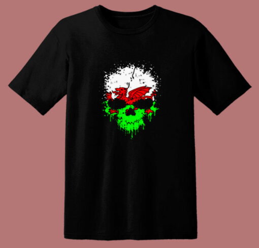 Beautiful Dripping Gothic Skull 80s T Shirt