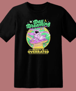Daydream Astronaut Graphic T Shirt Style