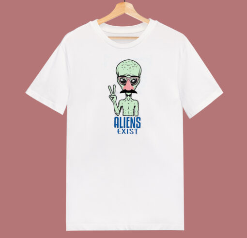 Funny Aliens Exist 80s T Shirt Style