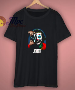 Joker Joaquin Phoenix With Camera Movie 2019 T Shirt