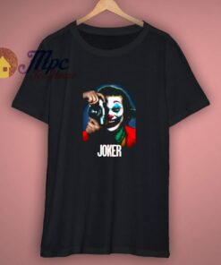 Joker Joaquin Phoenix With Camera Movie 2019 T Shirt