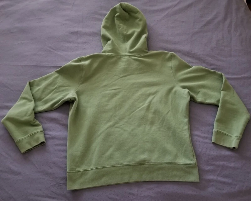 how to stretch out a sweatshirt
