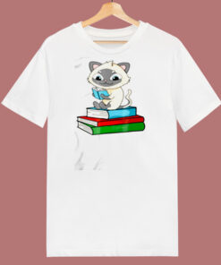 Siamese Cat Loves Books 80s T Shirt Siamese Cat Loves Books 80s T Shirt
