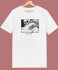 Skeleton Love Bite 80s T Shirt Style Skeleton Love Bite 80s T Shirt Style