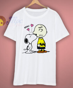 Snoopy kiss Funny T Shirt Snoopy kiss Funny T Shirt
