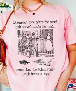 1692 Salem Witch Hunt Shirt Massachusetts Trials Tee Vintage Halloween Witchcraft T-Shirt Unisex Hoodie