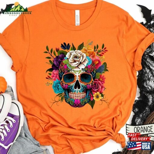 Bloom Skull Shirt Halloween 2023 Floral Boho Graphic Tee Sweatshirt Hoodie