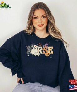 Boo Crew Shirt Ghost Nurse Funny Halloween Classic T-Shirt