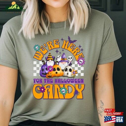 Candy Lover Gnomes Halloween T-Shirt Cute Crewneck Hoodie Sweatshirt