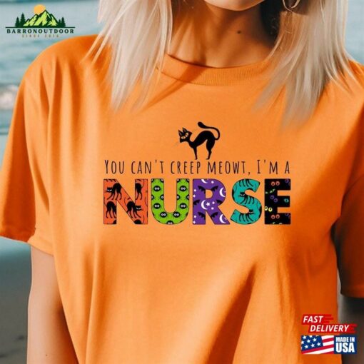 Cat Lover Nurse Halloween T-Shirt Vintage Spooky Crewneck Tee Classic