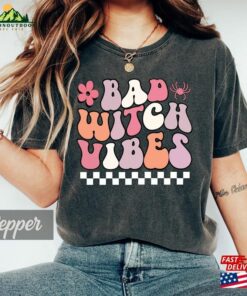 Comfort Colors® Bad Witch Vibes Shirt Halloween Party Sweatshirt Gifts T-Shirt Classic