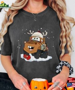 Comfort Colors® Disney Cars Christmas Shirt World Lightning Mcqueen Xmas Sweatshirt T-Shirt