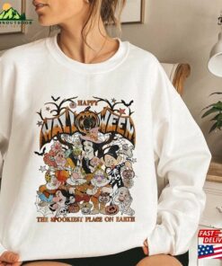 Comfort Colors® Disney Snow White And Seven Dwarfs Halloween Sweatshirt Princesses T-Shirt Classic