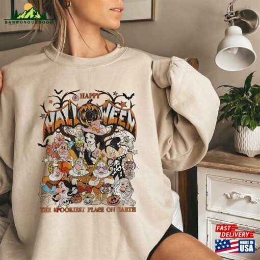 Comfort Colors® Disney Snow White And Seven Dwarfs Halloween Sweatshirt Princesses T-Shirt Classic