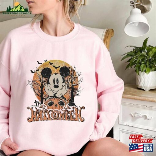 Comfort Colors® Mickey Halloween Sweatshirt Disneyworld Disney T-Shirt Hoodie