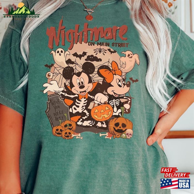 Comfort Colors® Mickey Minnie Halloween Shirt Vintage Disney Colors T-Shirt Sweatshirt Classic Comfort Colors® Mickey Minnie Halloween Shirt Vintage Disney Colors T-Shirt Sweatshirt Classic