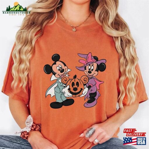 Comfort Colors® Mickey Minnie Pumpkin Halloween Shirt Spooky Season Disney Celebrations 2023 Classic T-Shirt