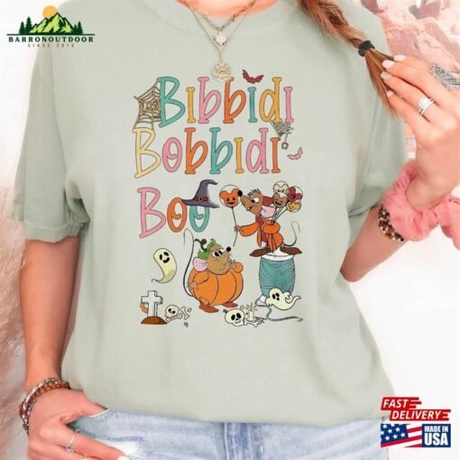 Comfort Colors® Retro Bibbidi Bobbidi Boo Halloween Shirt Disney Cinderella Jaq And Gus Classic T-Shirt