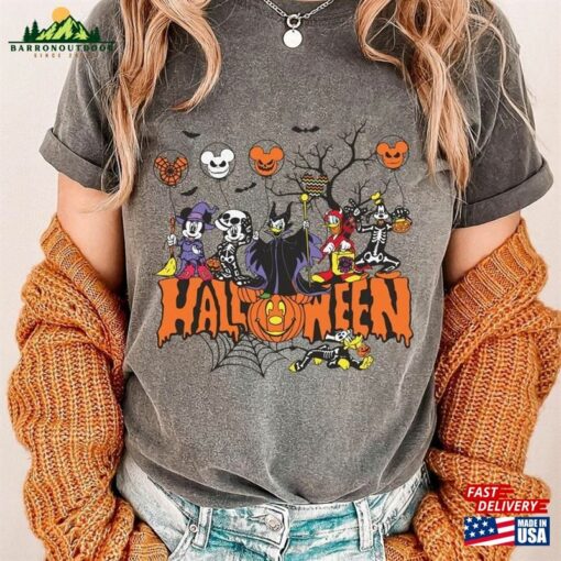 Comfort Colors® Retro Walt Disney World Halloween Shirt Mickey And Friends Skeleton Disneyworld Tee Unisex T-Shirt