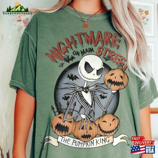 Comfort Colors® Vintage The Nightmare On Main Street Halloween Shirt Pumpkin Sweatshirt Unisex