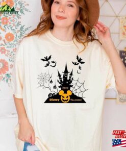 Comfort Colors Love Halloween Shirt Funny Tee Castle 2023 Unisex Hoodie 3