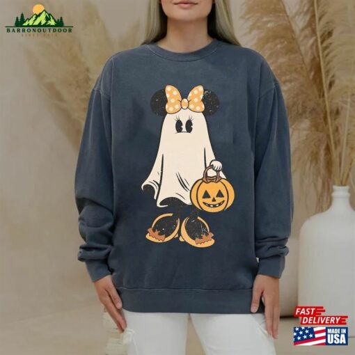 Comfort Colors Minnie Ghost Halloween Shirt Custome Trick Or Treat Hoodie T-Shirt