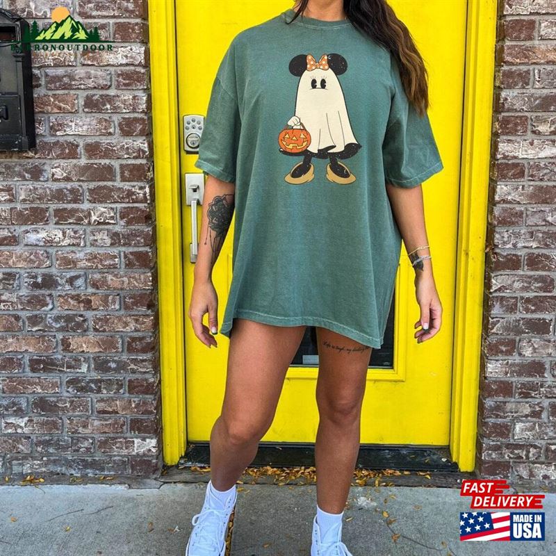 Comfort Colors Minnie Ghost Halloween T-Shirt Vintage Spooky Season Shirt Mickey Classic Sweatshirt