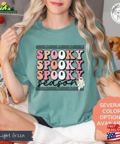 Comfort Colors Retro Halloween Ghost T-Shirt Spooky Season Tee Vintage Gift For Her Sweatshirt