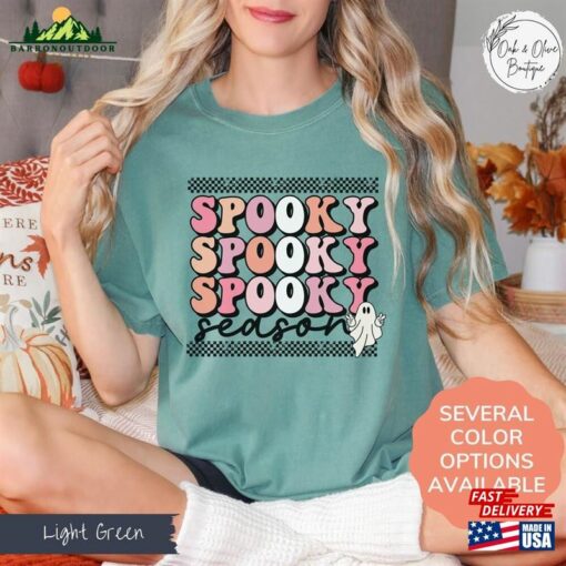 Comfort Colors Retro Halloween Ghost T-Shirt Spooky Season Tee Vintage Gift For Her Sweatshirt