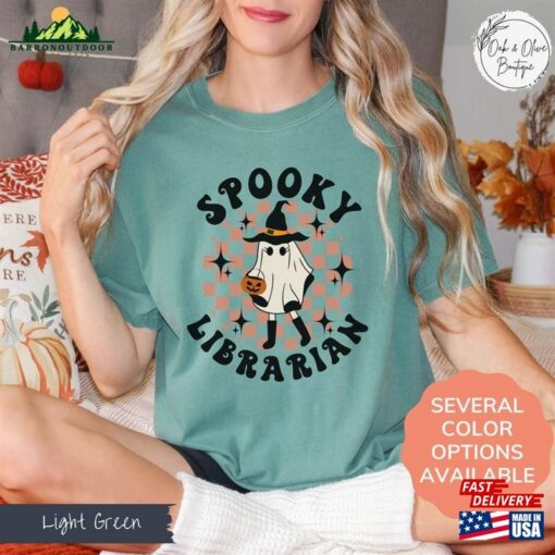 Comfort Colors Retro Spooky Librarian Halloween Ghost Shirt Tee For Her T-Shirt Hoodie