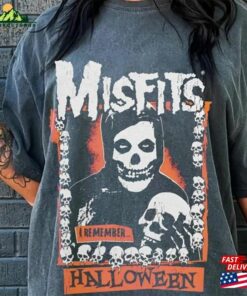 Comfort Colors Vintage 90S Misfits Shirt The T-Shirt Classic Hoodie