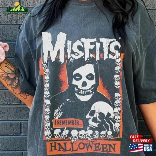 Comfort Colors Vintage 90S Misfits Shirt The T-Shirt Classic Hoodie