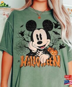 Comfort Colors Vintage Mickey Halloween Shirt Retro Disney Disneyland Hoodie Unisex