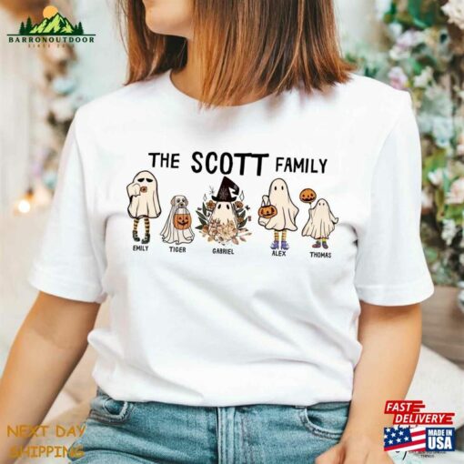 Custom Halloween Ghost Family With Pets Portrait T-Shirt Sweatshirt
