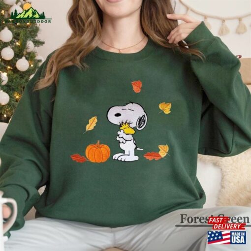 Cute Fall Snoopy Sweatshirt Halloween Unisex Autumn Leaves Pumpkin T-Shirt