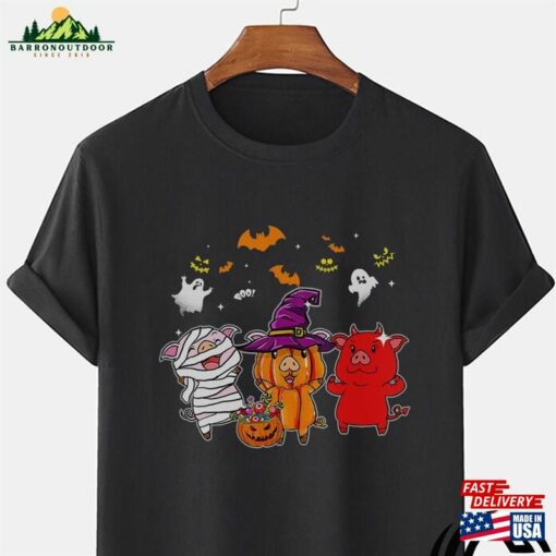 Cute Pigs In Mummy Wicked Witches Devil Spooky T-Shirt Halloween Sweatshirt Cat Classic Unisex