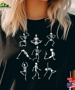 Dancing Skeletons Retro Halloween Crewneck Sarcastic Skeleton T Shirt Vintage Fall Tee Sweatshirt 3