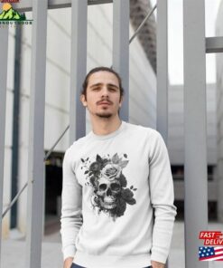 Dia De Los Muertos Skull 2023 Vintage T-Shirt Halloween Shirt Skeleton Classic Sweatshirt 2 Dia De Los Muertos Skull 2023 Vintage T Shirt Halloween Shirt Skeleton Classic Sweatshirt 3