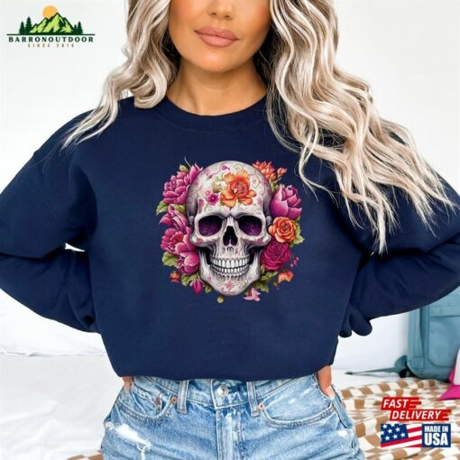 Dia De Los Muertos Sweatshirt Skeleton And Roses Day Of The Dead Celebration Classic T-Shirt