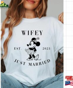Disney 2023 Hubby Wifey Matching Shirt Sweatshirt Classic