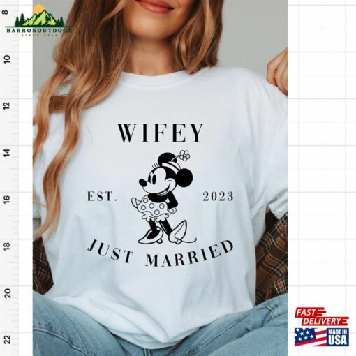 Disney 2023 Hubby Wifey Matching Shirt Sweatshirt Classic