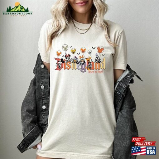 Disney Halloween 2023 Shirt Vintage Characters Disneyland T-Shirt Sweatshirt