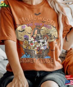 Disney Halloween On The High Seas 2023 Comfort Colors Shirt Youth Cruise Tee Classic T-Shirt