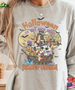 Disney Halloween On The High Seas 2023 Shirt Retro T-Shirt Cruise Tee Birthday Gift Funny Classic Unisex