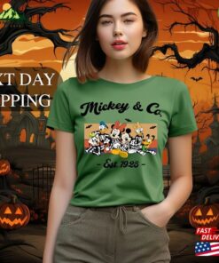 Disney Halloween Shirt Tee Minnie 2023 Hoodie Sweatshirt