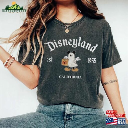 Disneyland Halloween 2023 Shirt Mickey Ghost Magical Land Classic Sweatshirt