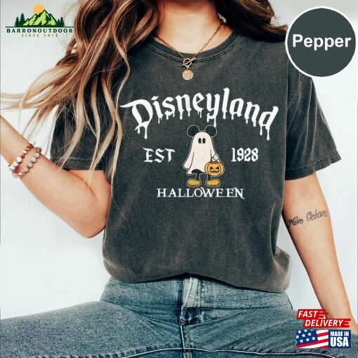 Disneyland Mickey Ghost Shirt Mouse Est 1928 Vintage Halloween T-Shirt Hoodie