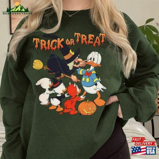 Donald Duck Trick Or Treat T-Shirt Classic Sweatshirt