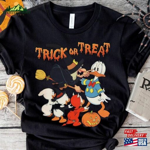 Donald Duck Trick Or Treat T-Shirt Classic Sweatshirt