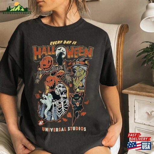 Everyday Is Halloween At Universal Studios Comfort Shirt 2023 Pumpkin Hoodie T-Shirt